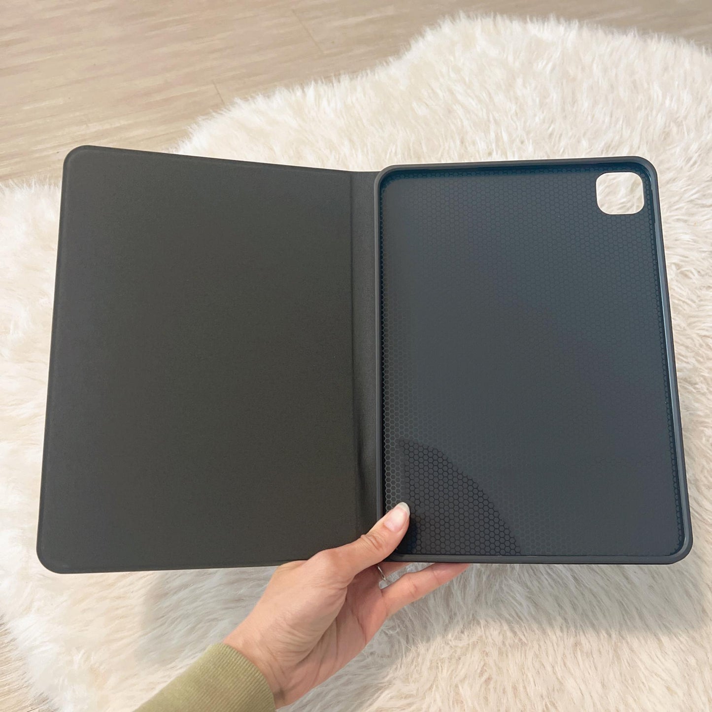 Cat Divination Case for iPad and Kindle