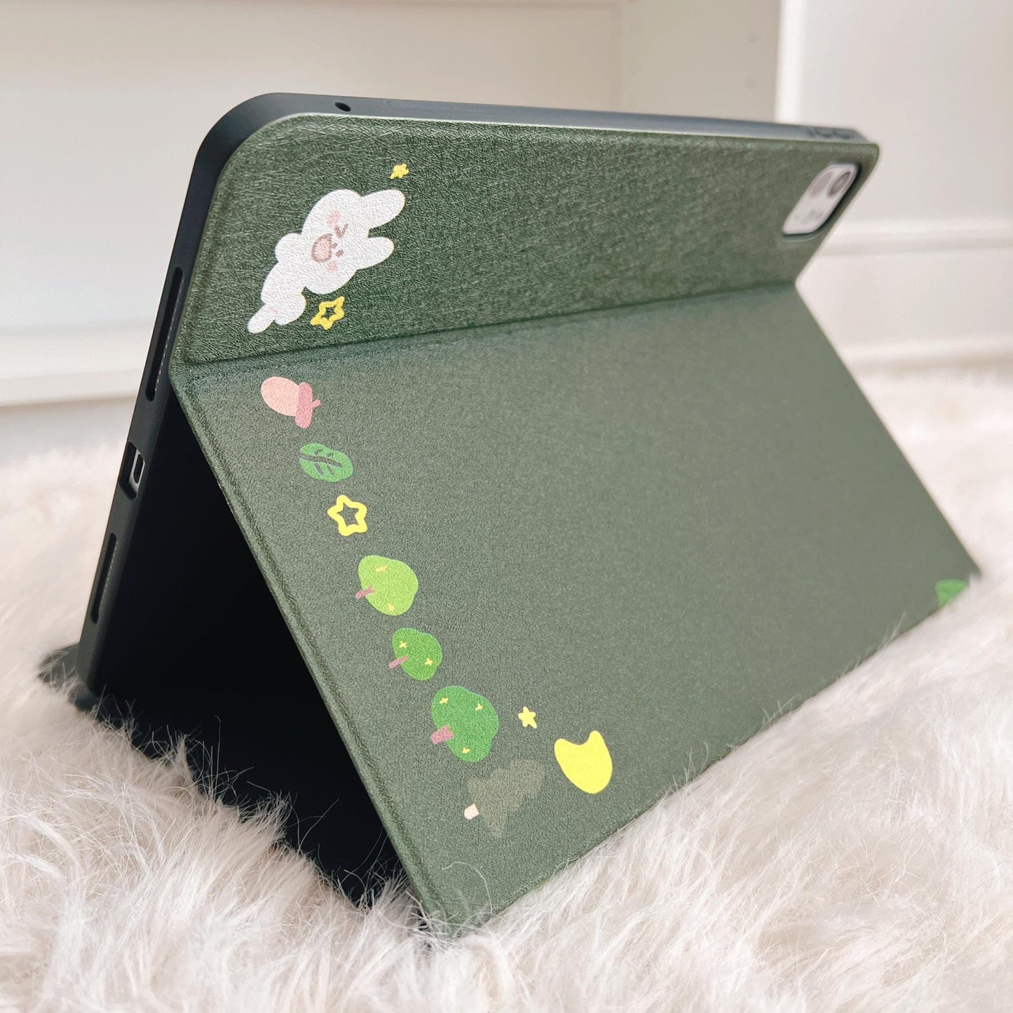 Hedgehog Squirrel Case for iPad and Kindle